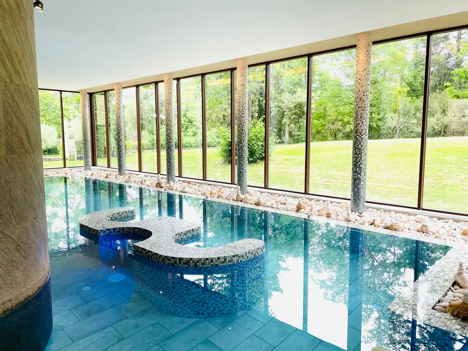 avec spa (jacuzzi / sauna / etc.) | Lieux de Retraites