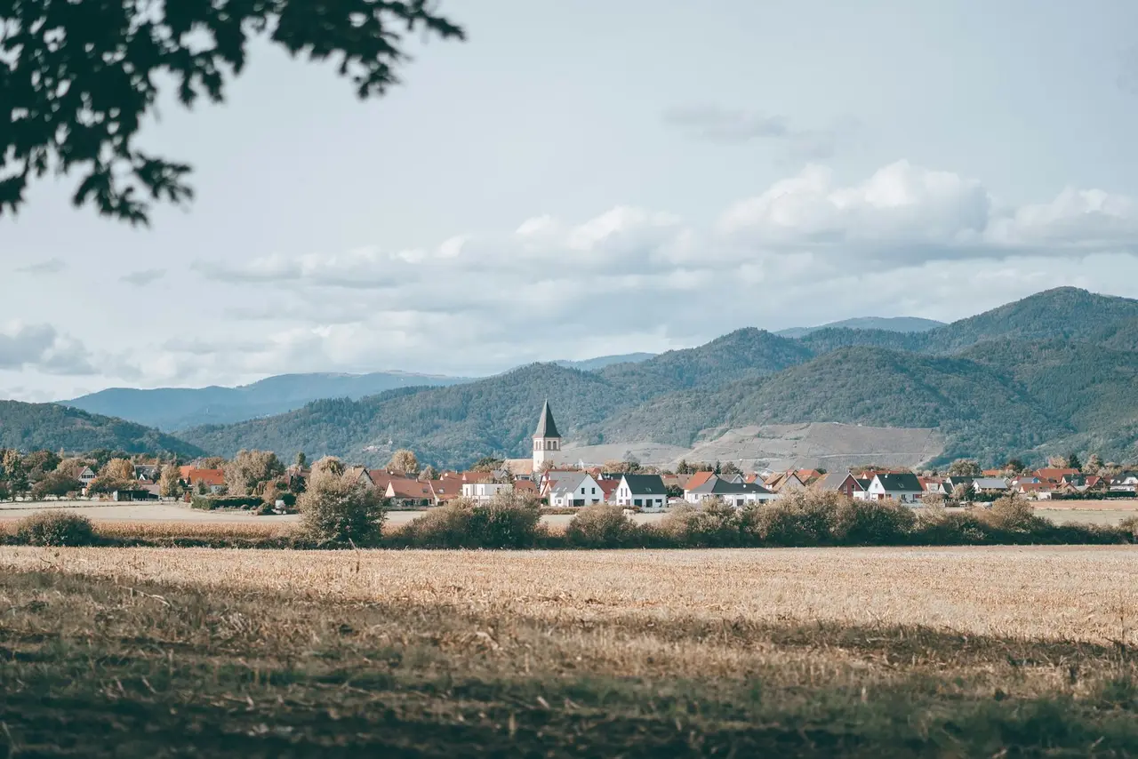 Un paysage rural français paisible