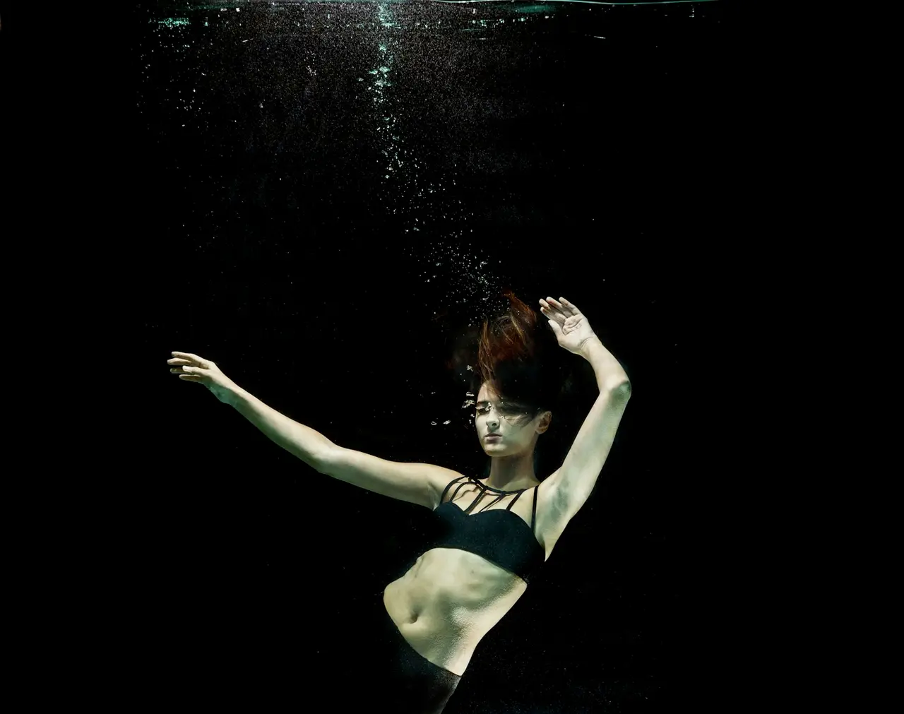 Danse aquatique sous-marine illustrant le Healingdance