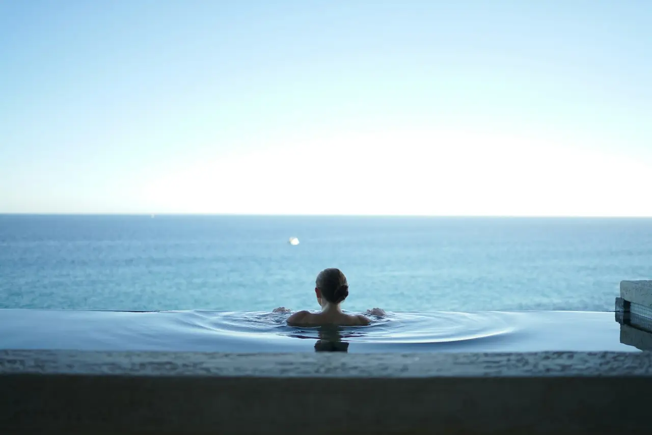 Huiles essentielles et stress : les utiliser avec douceur pour retrouver le calme — ressourcement