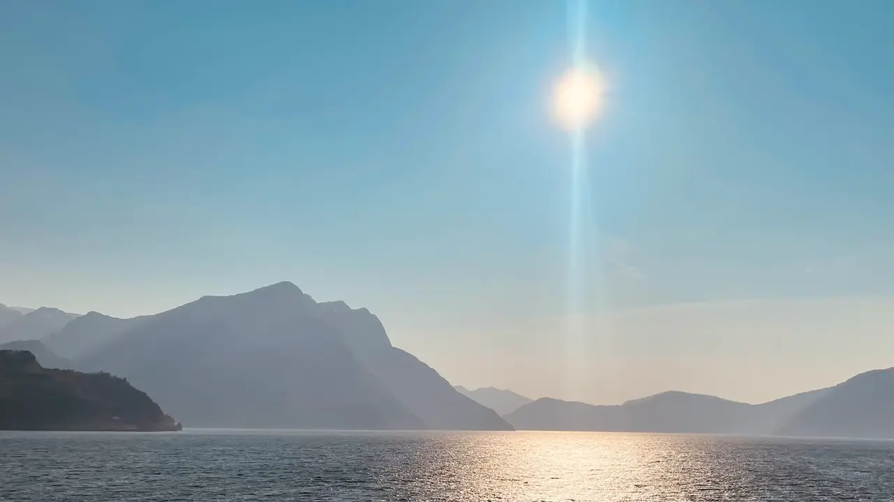 Polarité énergétique : comprendre cette approche douce pour retrouver équilibre et vitalité — ambiance douce